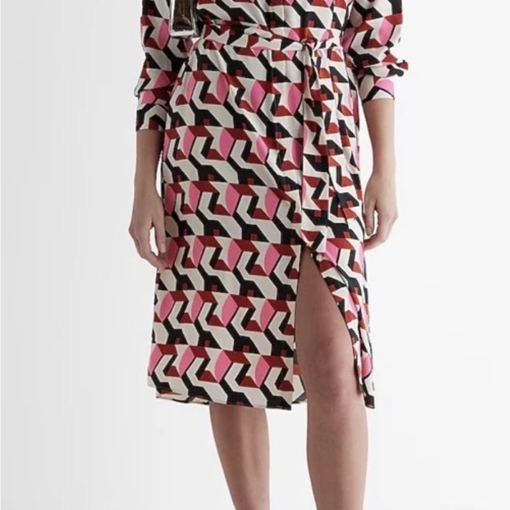 Nwot Express Geometric Patterned Long Sleeve Dres… - image 2
